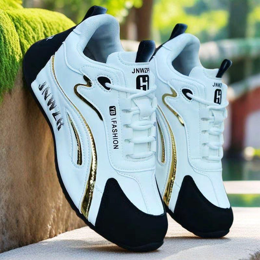 Chaussure de style marche